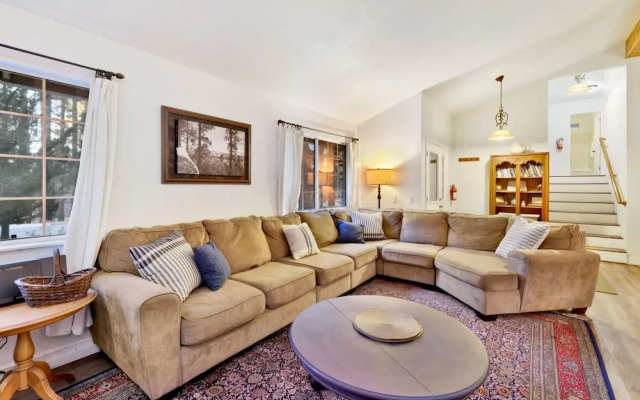 Evergreen Escape-1322 by Big Bear Vacations