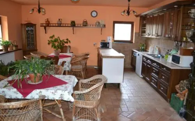 Akácliget vendégház