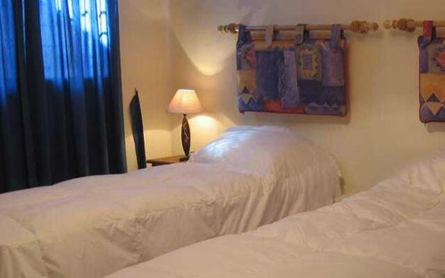 Life Apart Hotel