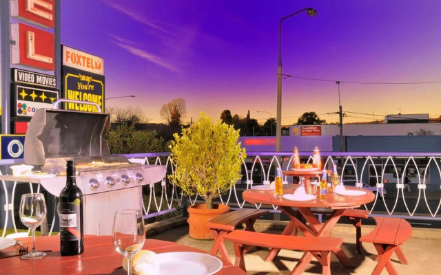 Olympia Motel