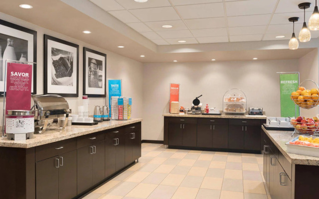 Hampton Inn & Suites Kenosha Pleasant Prairie