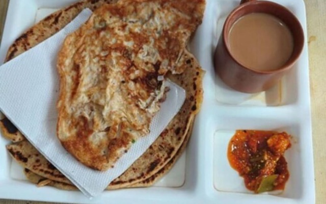 Goroomgo Chinar Lake View Nainital