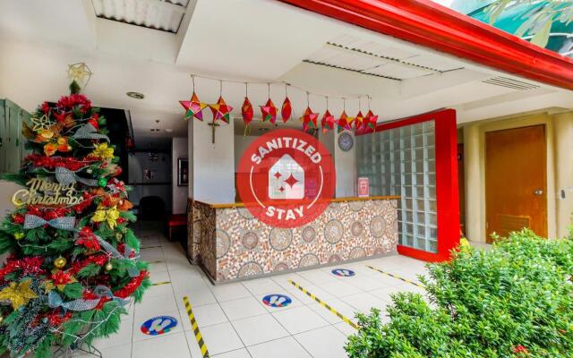 OYO 842 City Smiles Apartelle (Vaccinated Staff)