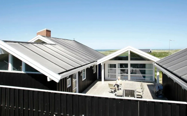 10 Person Holiday Home in Lokken