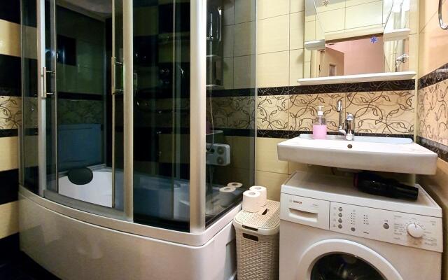 Апартаменты на проспекте Толбухина 31