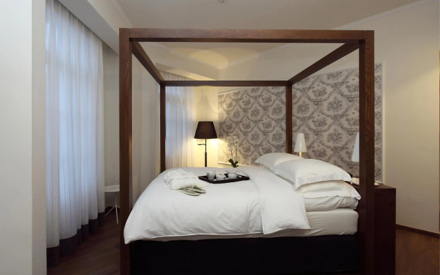 Hotel Metropolis