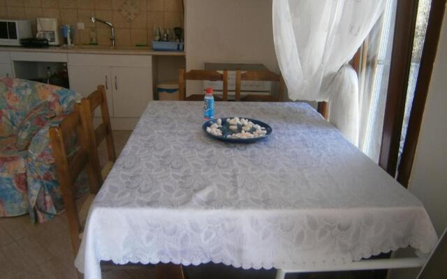 Moraki Apartment