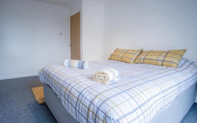 Pharmacy Court - 2 Bedroom Apartment - Saundersfoot