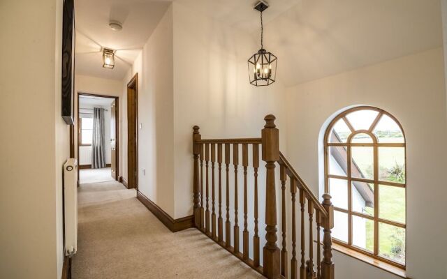 French Fields - 4 Bedroom House - St Florence