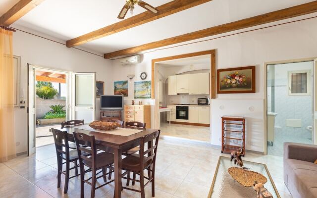 2147 Villa Giulia & Sara