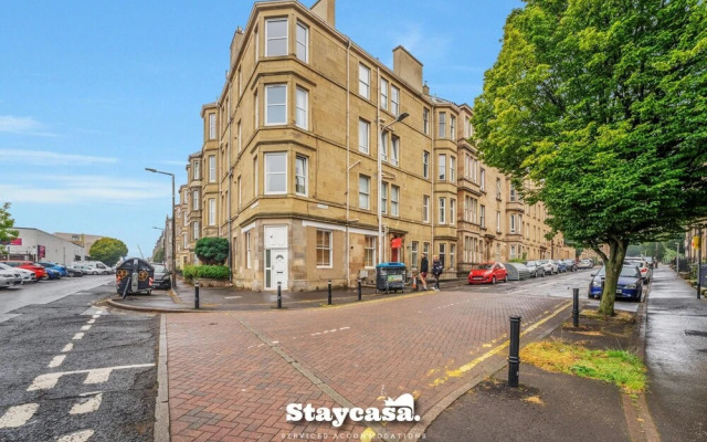 Stunning Artistic Hideout Perfect for Family