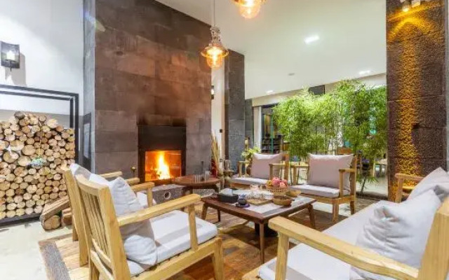 Dali Simple Life Scenic Apartment (Erhai)