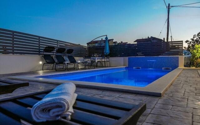 Zdene - Private Pool - A1