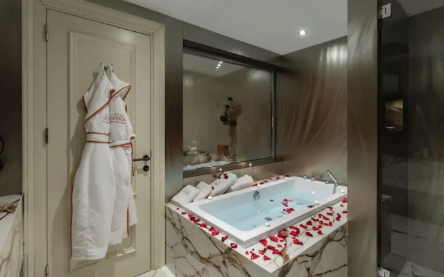 Grand Opera Hotel & Casino & Spa