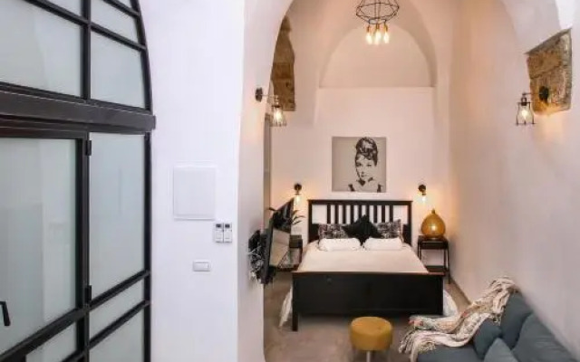 Acre Two Wells Zimmer