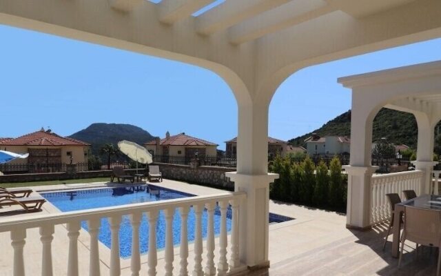 Villa BEY2 by JoyLettings
