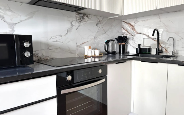 Апартаменты на Четаева 43А