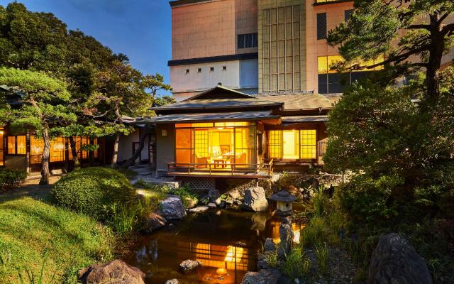 Art Hotel KOKURA New Tagawa
