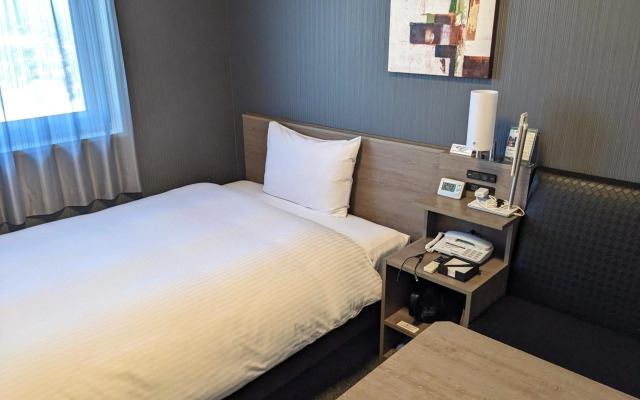 Hotel Route Inn Chiba Hamano