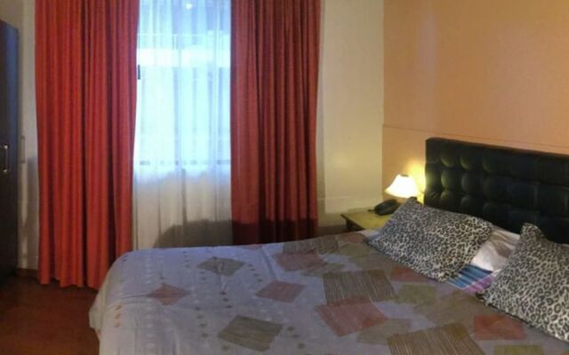 Hotel La Colina