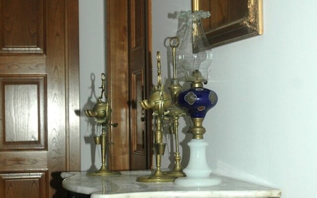 Farmers House of the Nineteenth Century