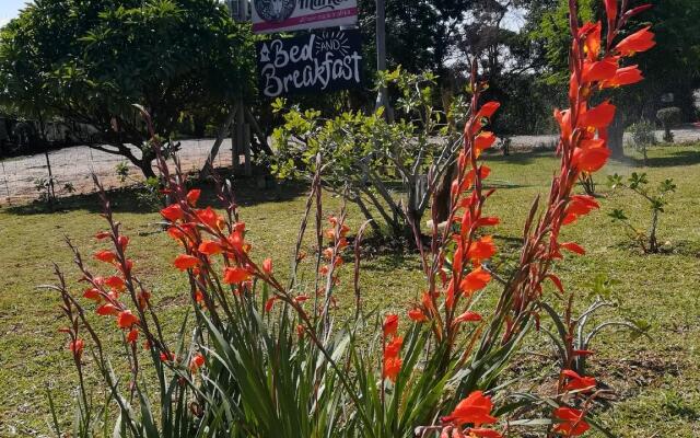 Three Bridges Restaurant Pub and BnB