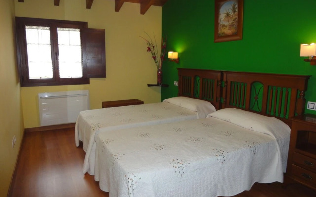 Apartamentos Rurales Villa de Saín