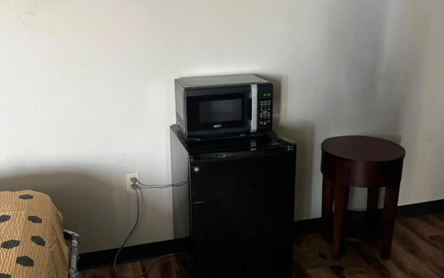Econo Lodge San Antonio near SeaWorld - Medical Center