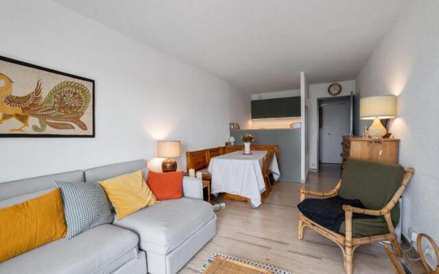 Charming studio with balcony and sea view in Sanary-sur-Mer - Welkeys