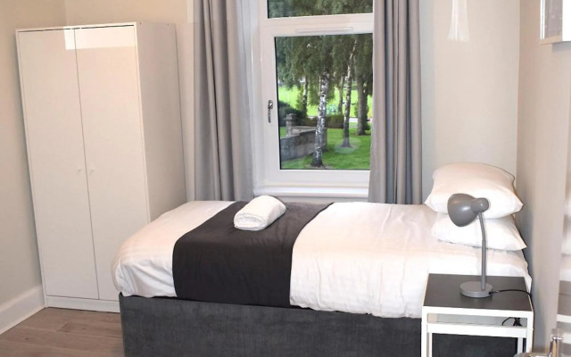 Kelpies Serviced Apartments- Victoria