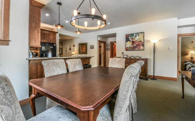 Red Hawk Townhomes 2333