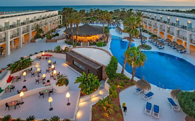 Cabogata Jardin Hotel