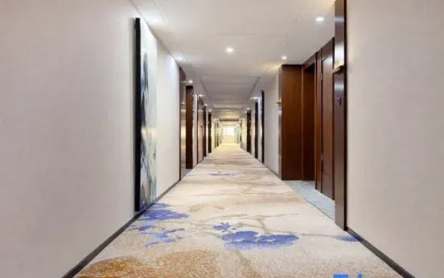 Weixin Zhenghang Grand Hotel