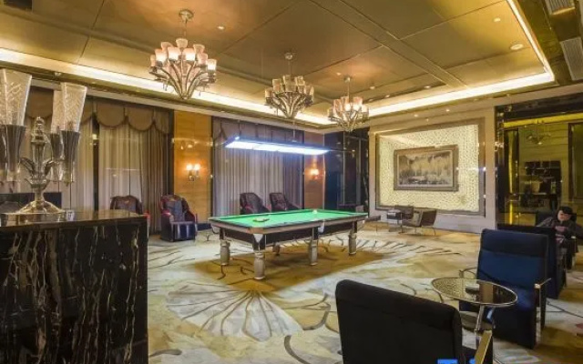 Nine Dragon Hotel