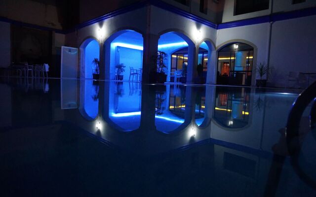 Hotel Zelis