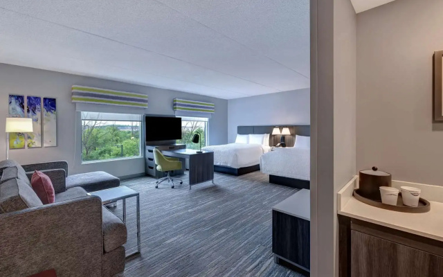 Hampton Inn & Suites by Hilton Burlington Toronto