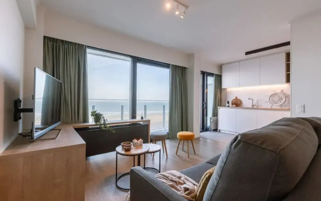 Cosy Apartment With Terrace Overlooking the sea