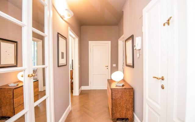 Raffaello Apartment by Firenze Prestige