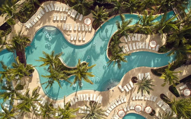 The Boca Raton, Bungalows