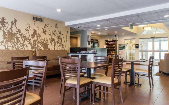 Sleep Inn & Suites Pittsburgh