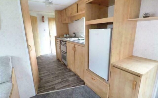Lovely 2-bed Holiday Home in Clacton-on-sea