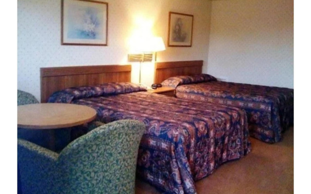 Hotel O Relax Inn Lewisburg near I-64