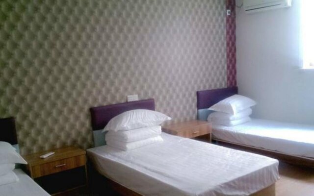 Little Free Time Internationa Hostel Qingdao