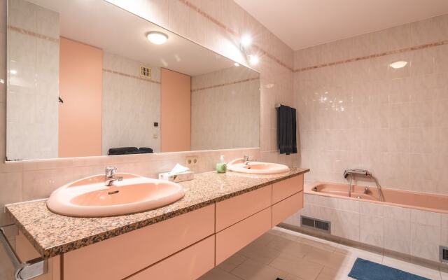 Villa in Heusden With Balcony, Terrace & Garden
