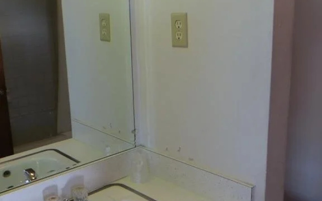 Daniel's Motel
