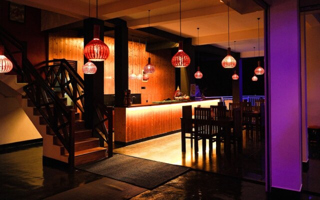 Adams Peak Inn