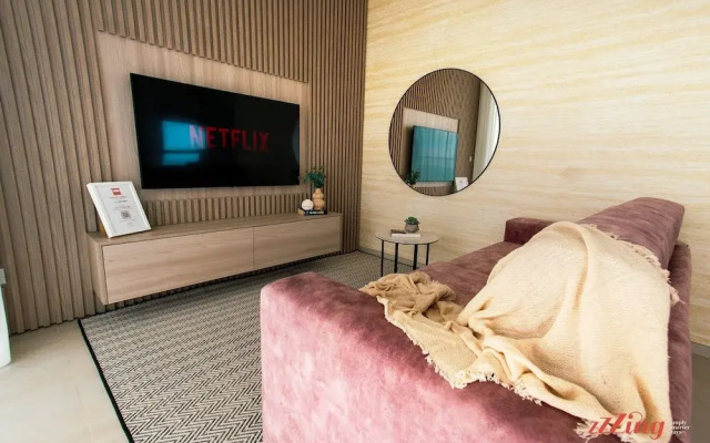Your Luxury Retreat at Mercury Towers