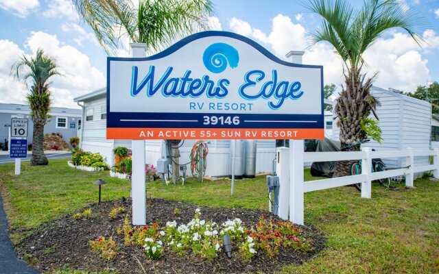 Water's Edge RV Resort