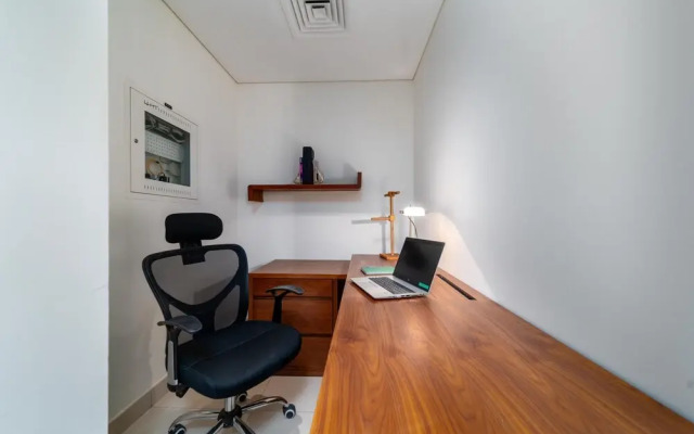 Vacation Bay - Downtown- Claren Tower