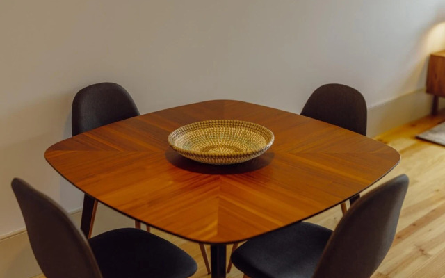 Legacy Oporto Design Apartment G by Vacationy